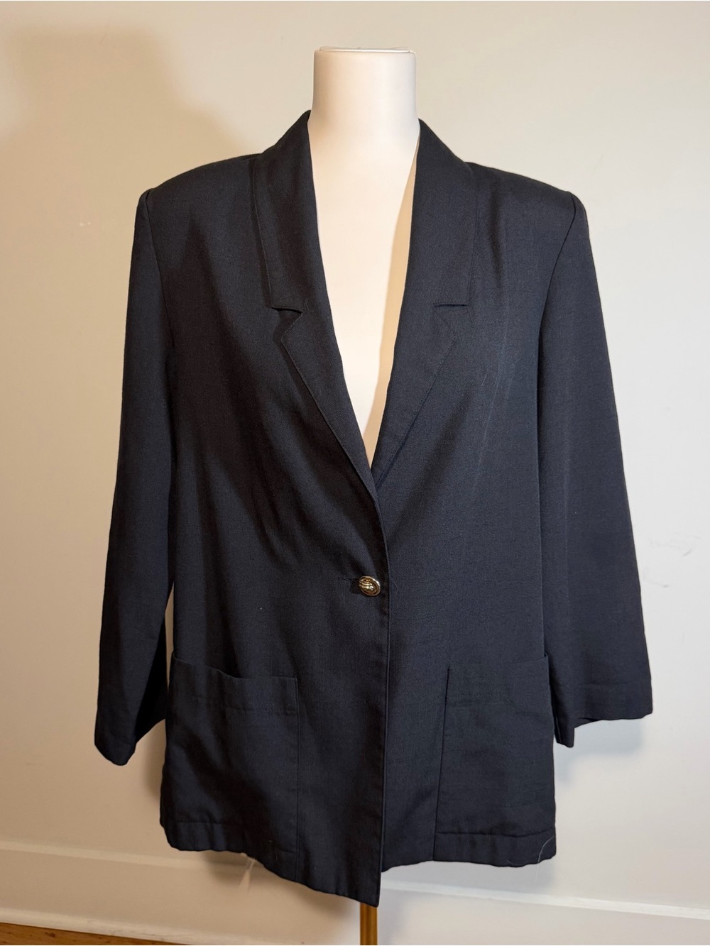 Vintage Sag Harbor Black Single Breasted Button Blazer Gold Button 8 Oversized - Picture 3 of 9